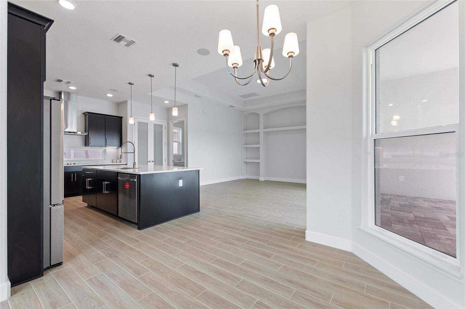 Davenport, Florida, 33837, United States, 4 Bedrooms Bedrooms, ,4 BathroomsBathrooms,Residential,Active,1967317