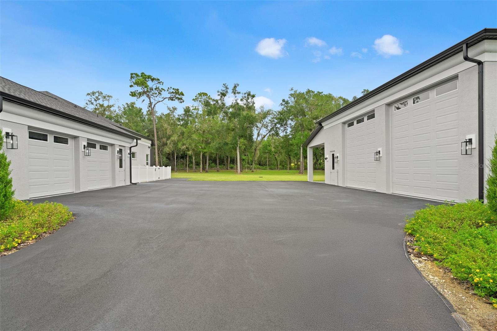 Homosassa, Florida, 34446, United States, 4 Bedrooms Bedrooms, ,4 BathroomsBathrooms,Residential,Active,1910160