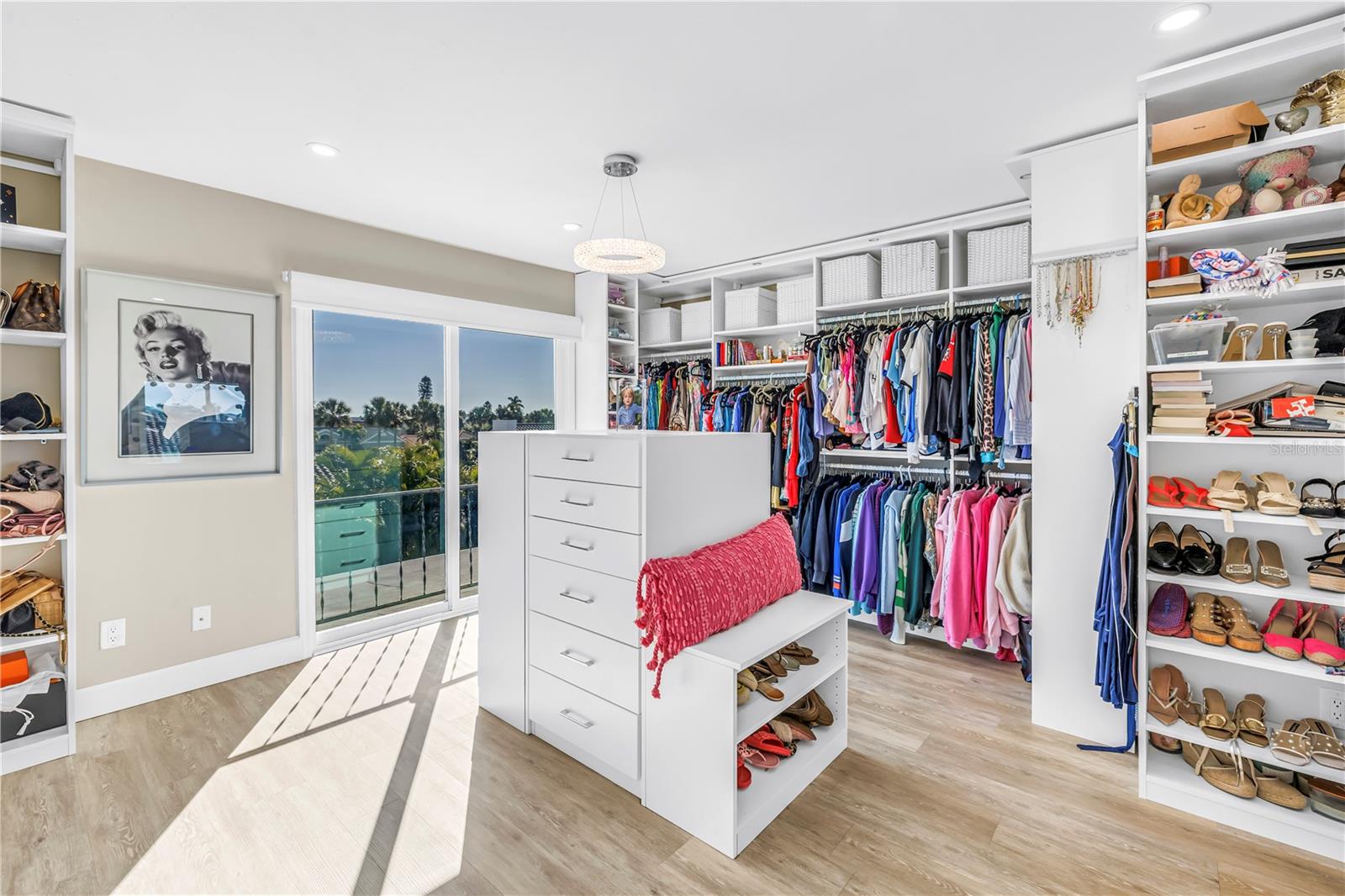 Tierra Verde, Florida, 33715, United States, 4 Bedrooms Bedrooms, ,4 BathroomsBathrooms,Residential,Active,2015435