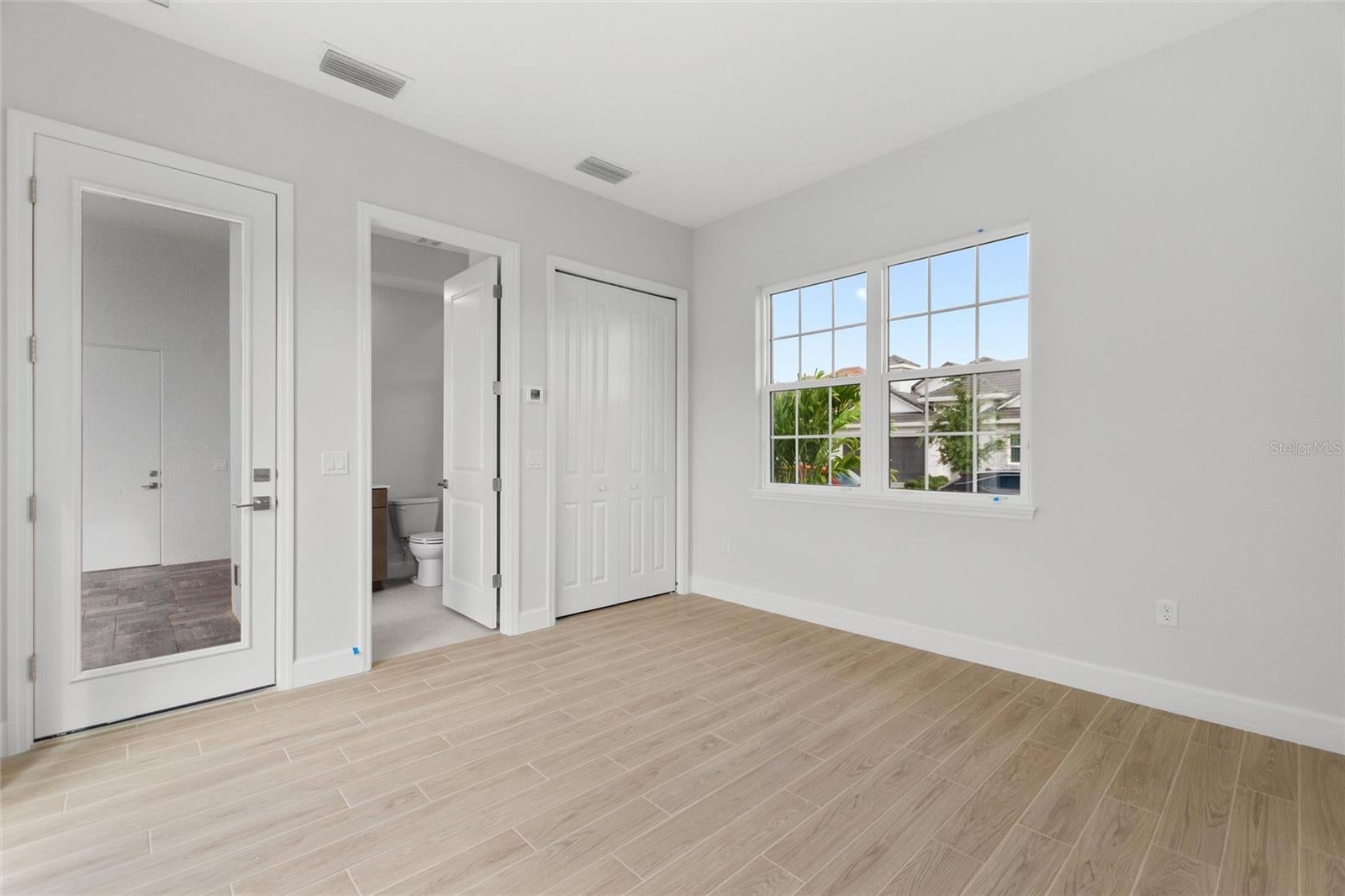 Davenport, Florida, 33837, United States, 4 Bedrooms Bedrooms, ,4 BathroomsBathrooms,Residential,Active,1967317