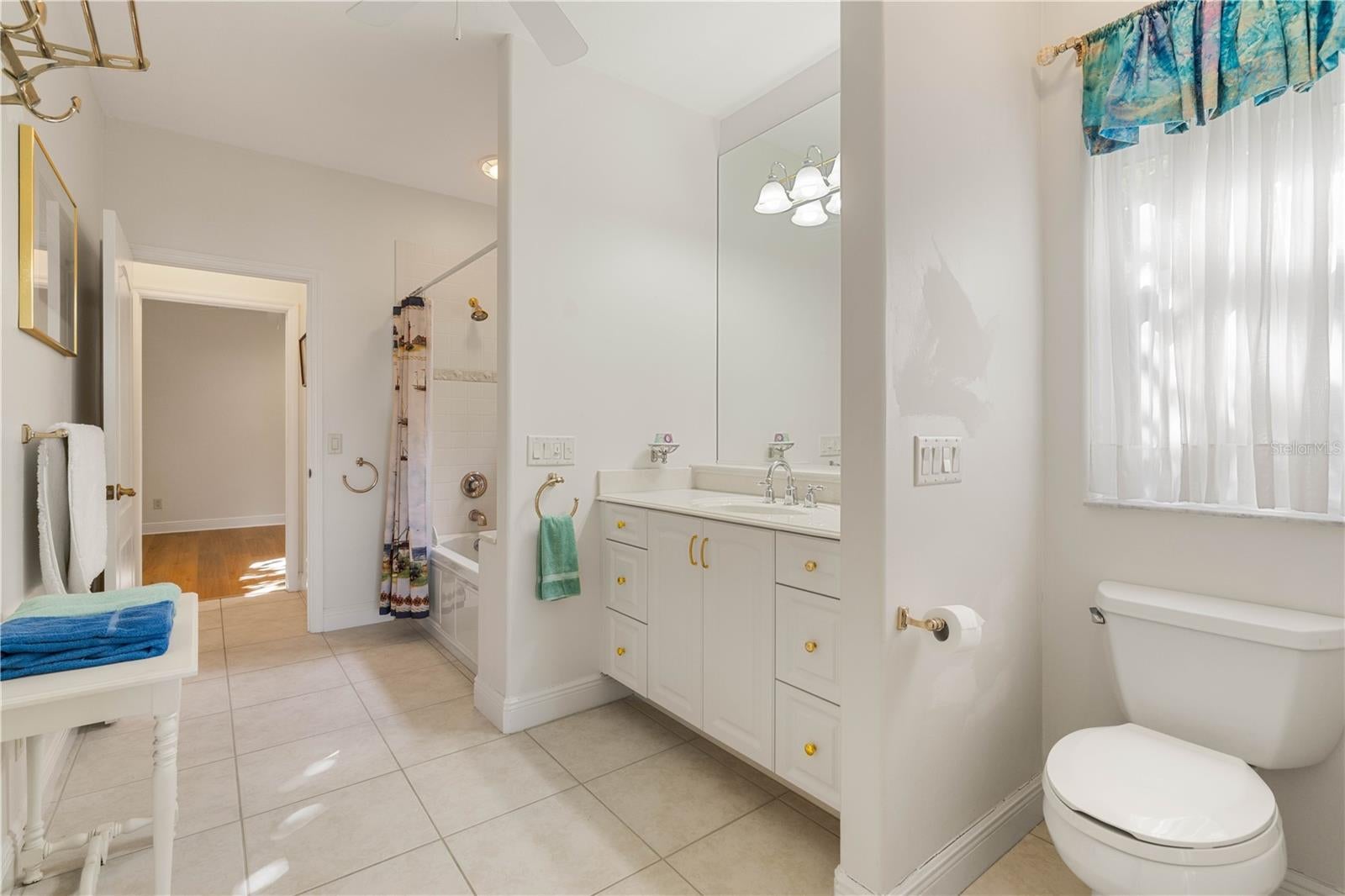 Punta Gorda, Florida, 33950, United States, 5 Bedrooms Bedrooms, ,4 BathroomsBathrooms,Residential,Active,2006902