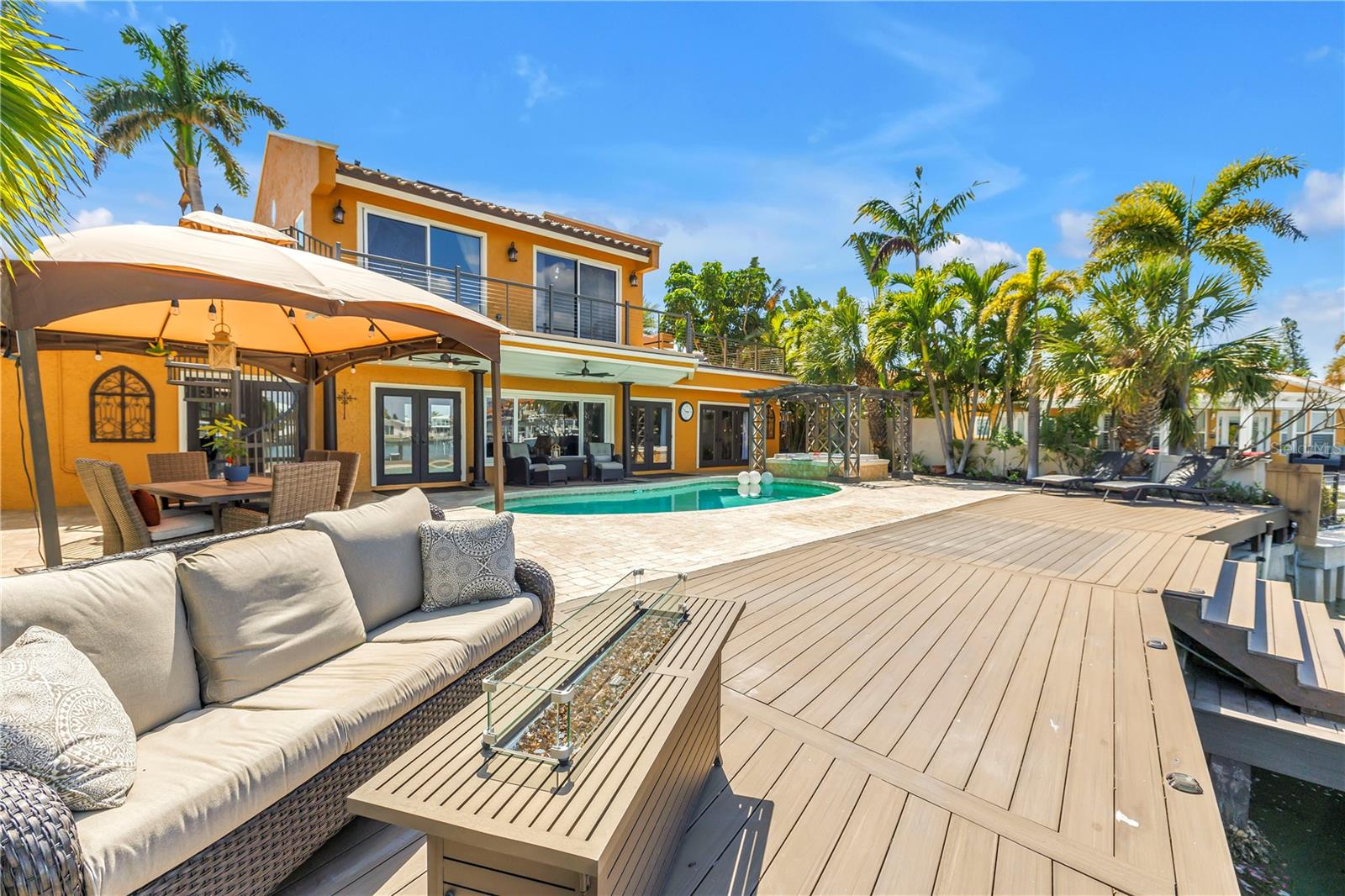 St Pete Beach, Florida, 33706, United States, 5 Bedrooms Bedrooms, ,3 BathroomsBathrooms,Residential,Active,2041617