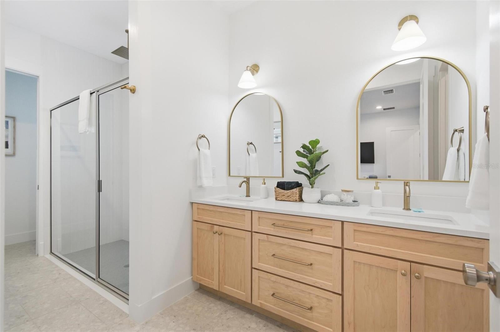 Palm Coast, Florida, 32137, United States, 5 Bedrooms Bedrooms, ,5 BathroomsBathrooms,Residential,Active,2006858