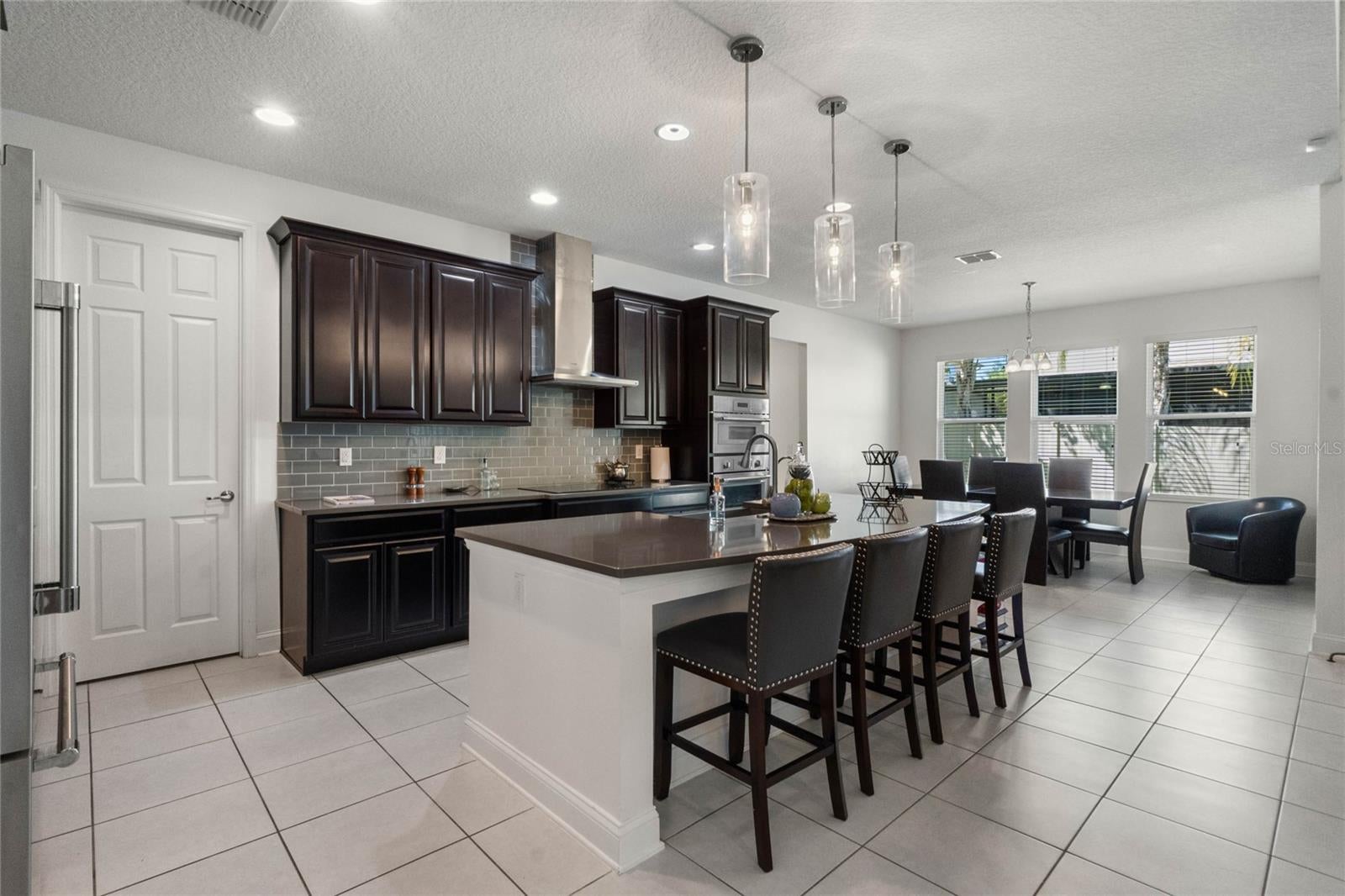 Winter Garden, Florida, 34787, United States, 5 Bedrooms Bedrooms, ,5 BathroomsBathrooms,Residential,Active,1742084