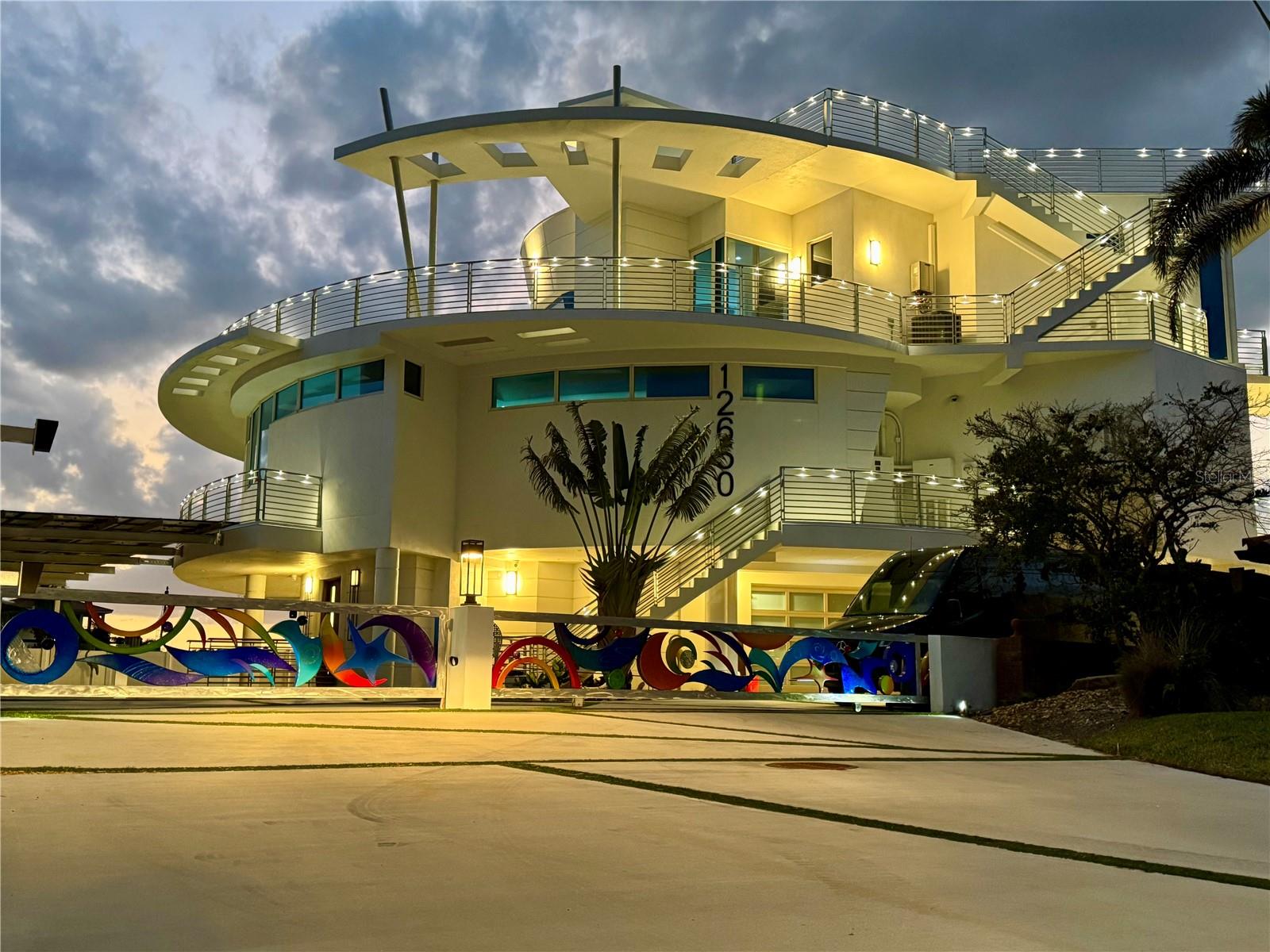 Treasure Island, Florida, 33706, United States, ,7 BathroomsBathrooms,Residential,Active,1772746