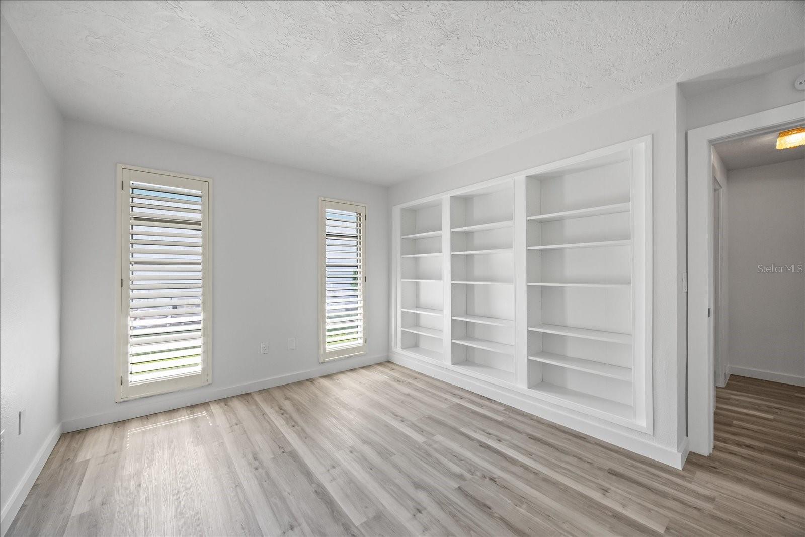 Clearwater, Florida, 33762, United States, 4 Bedrooms Bedrooms, ,3 BathroomsBathrooms,Residential,Active,1998569