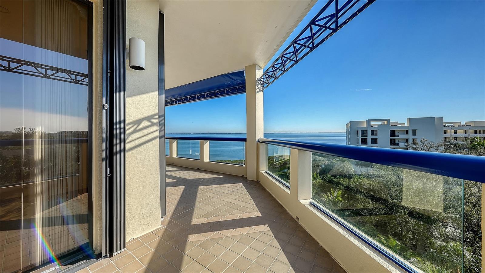 Longboat Key, Florida, 34228, United States, 2 Bedrooms Bedrooms, ,3 BathroomsBathrooms,Residential,Active,2009004