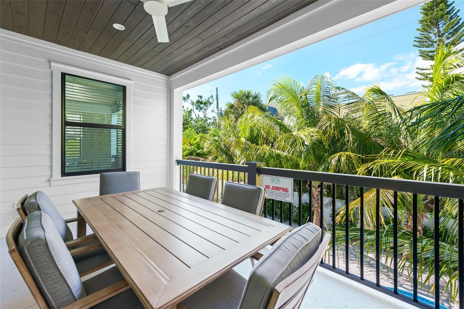 Sarasota, Florida, 34236, United States, 8 Bedrooms Bedrooms, ,10 BathroomsBathrooms,Residential,Active,2006955