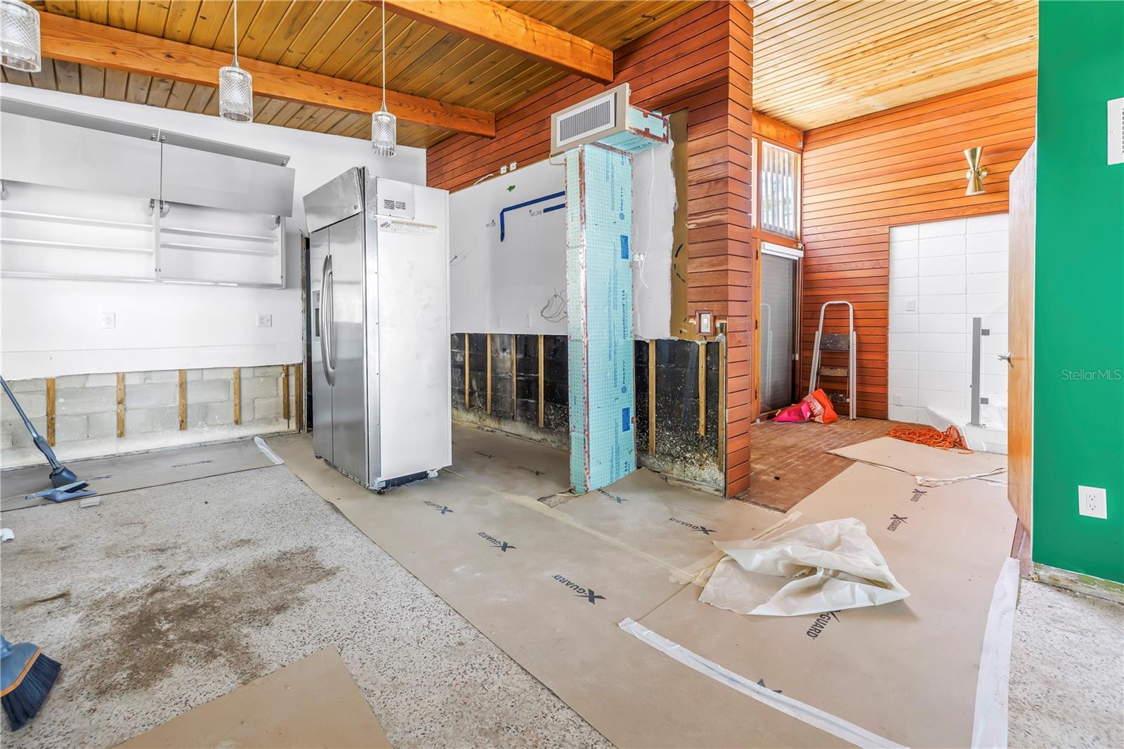 Treasure Island, Florida, 33706, United States, ,4 BathroomsBathrooms,Residential,Active,1808105