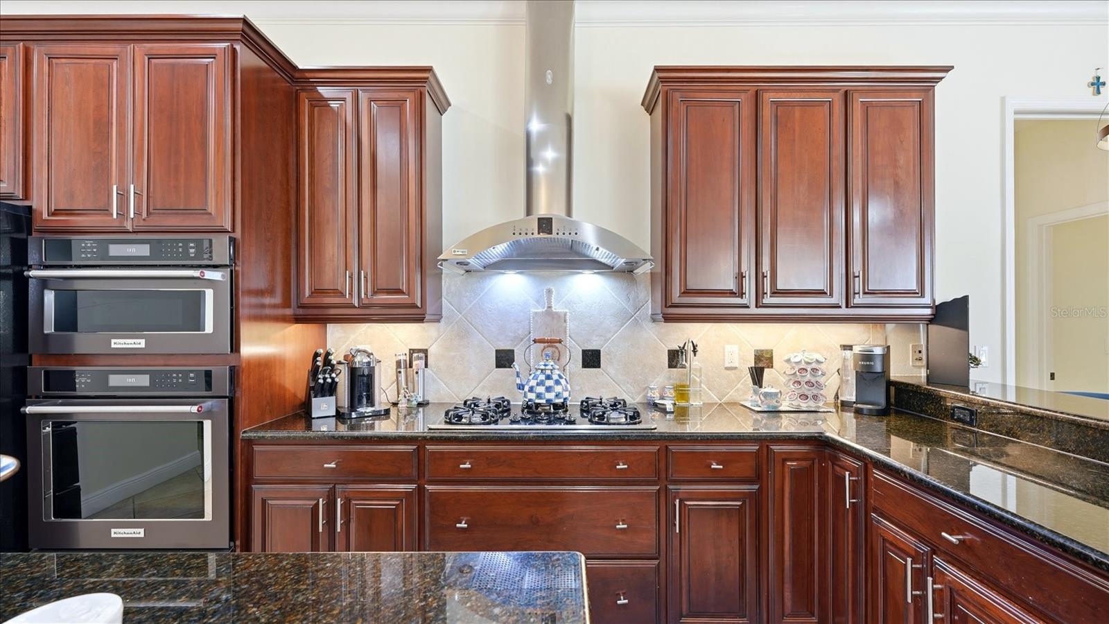 Sarasota, Florida, 34240, United States, 5 Bedrooms Bedrooms, ,4 BathroomsBathrooms,Residential,Active,2051990