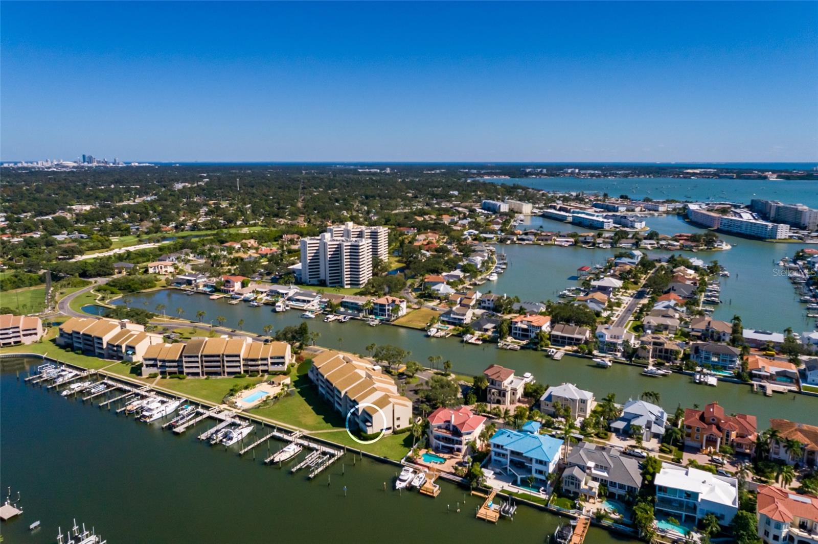St Petersburg, Florida, 33707, United States, 4 Bedrooms Bedrooms, ,5 BathroomsBathrooms,Residential,Active,1985578