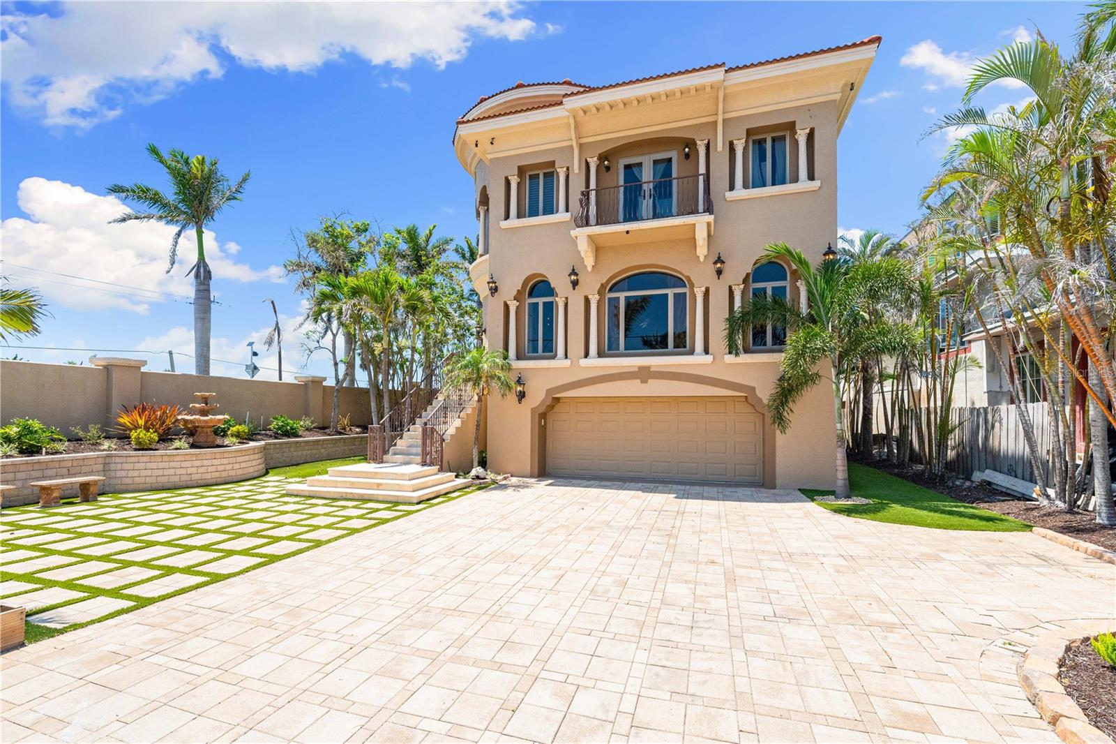 Sarasota, Florida, 34236, United States, 5 Bedrooms Bedrooms, ,6 BathroomsBathrooms,Residential,Active,1834475