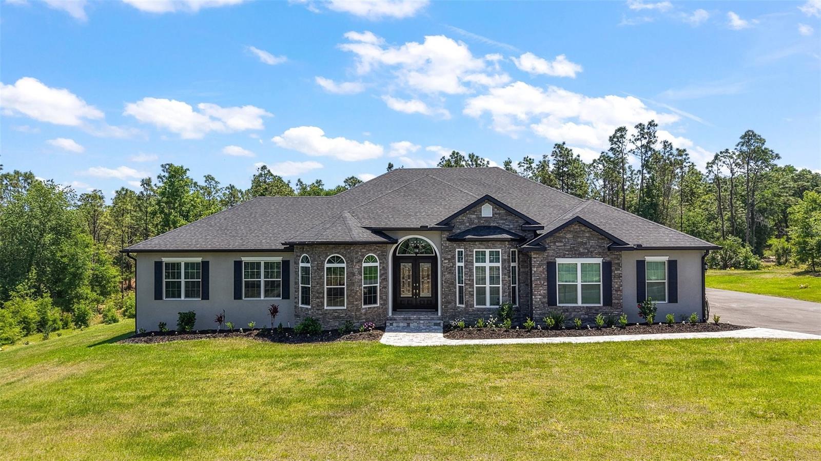 Lady Lake, Florida, 32159, United States, 5 Bedrooms Bedrooms, ,3 BathroomsBathrooms,Residential,Active,1985870