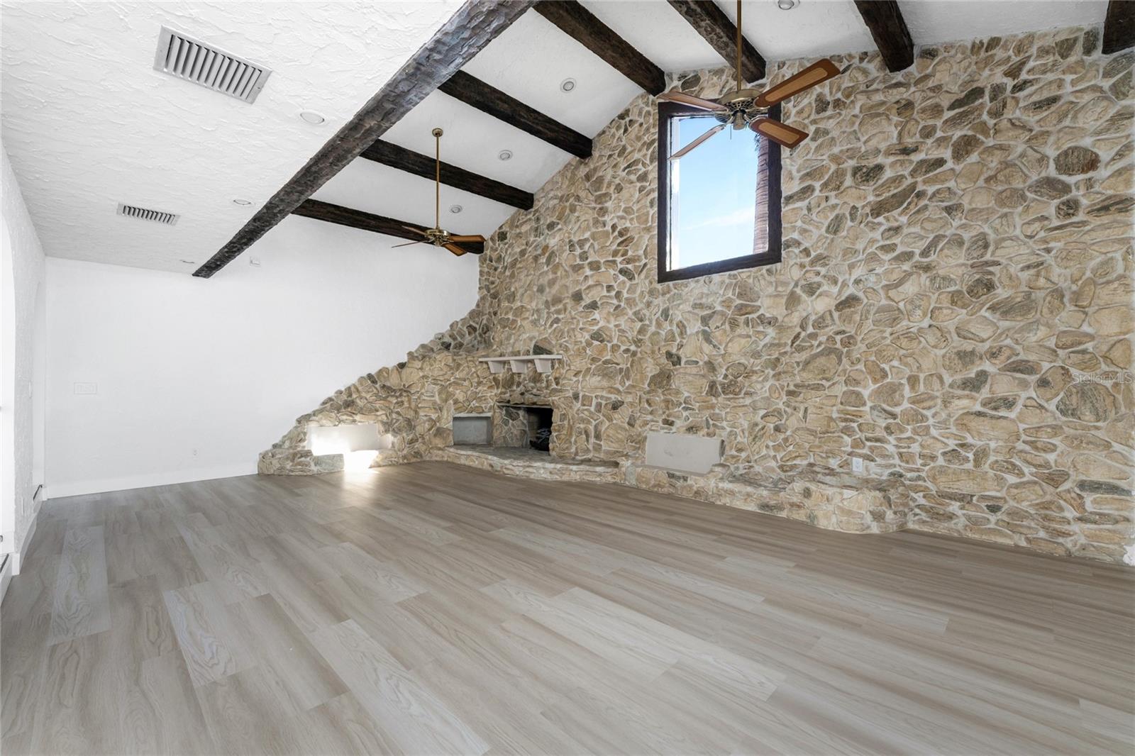 Port Charlotte, Florida, 33952, United States, 5 Bedrooms Bedrooms, ,5 BathroomsBathrooms,Residential,Active,2010210