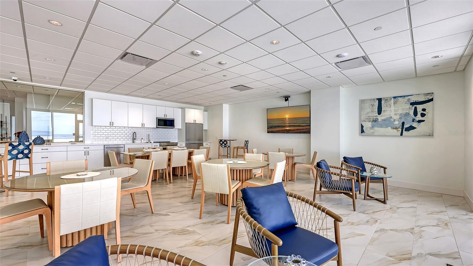 Sarasota, Florida, 34236, United States, 2 Bedrooms Bedrooms, ,2 BathroomsBathrooms,Residential,Active,2007204