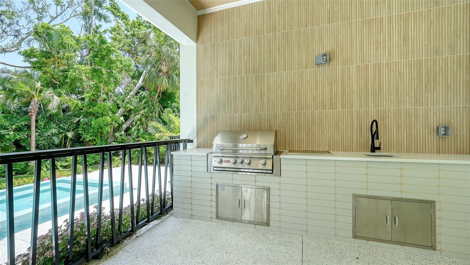 Sarasota, Florida, 34239, United States, ,7 BathroomsBathrooms,Residential,Active,1849492