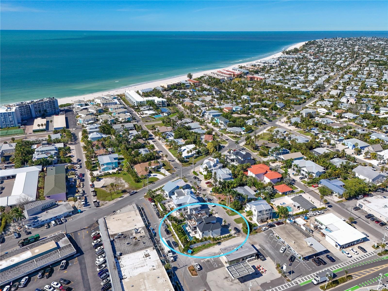 Holmes Beach, Florida, 34217, United States, 4 Bedrooms Bedrooms, ,4 BathroomsBathrooms,Residential,Active,1995267