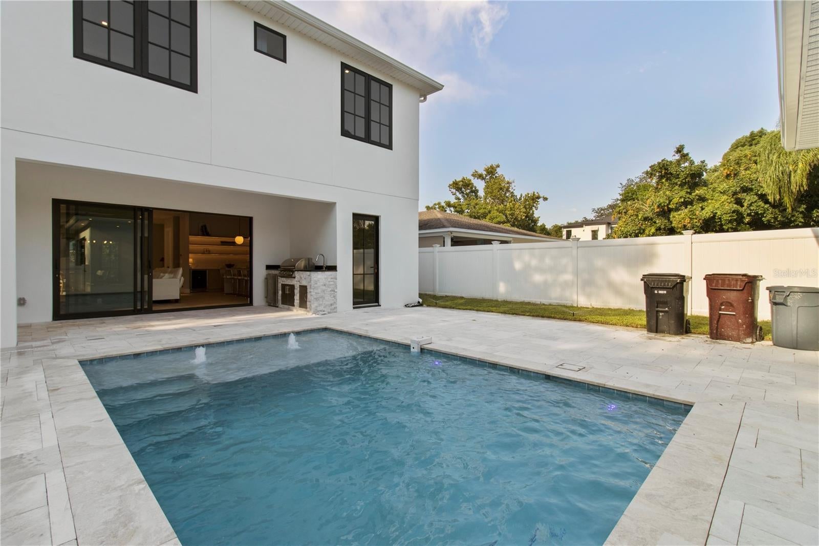 Orlando, Florida, 32804, United States, 5 Bedrooms Bedrooms, ,5 BathroomsBathrooms,Residential,Active,1905097