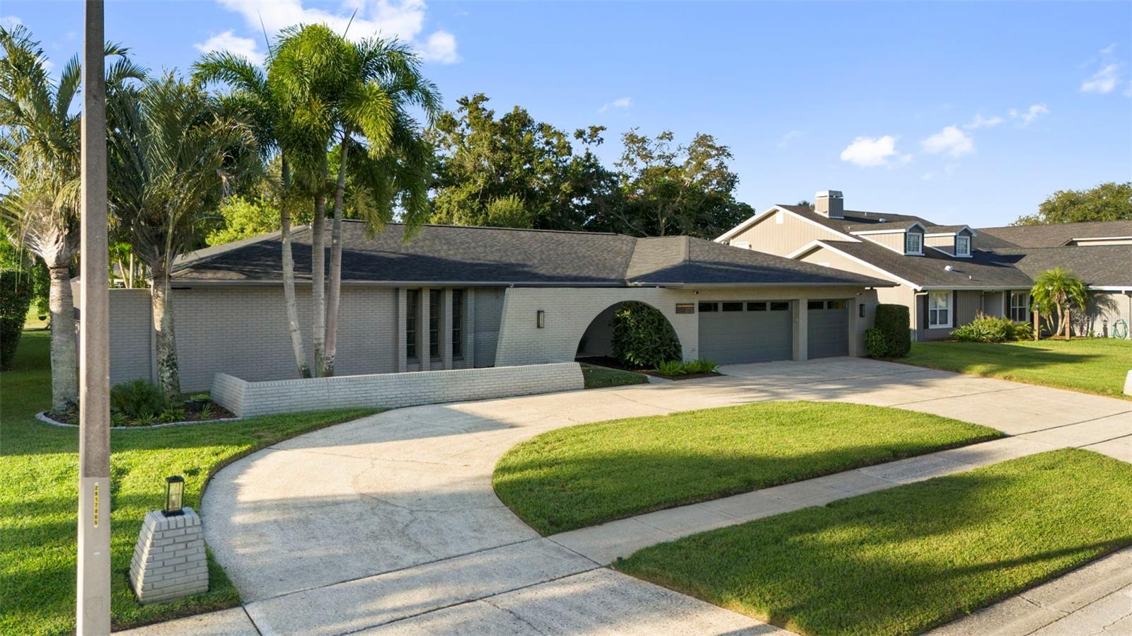 Clearwater, Florida, 33761, United States, 5 Bedrooms Bedrooms, ,3 BathroomsBathrooms,Residential,Active,1953689