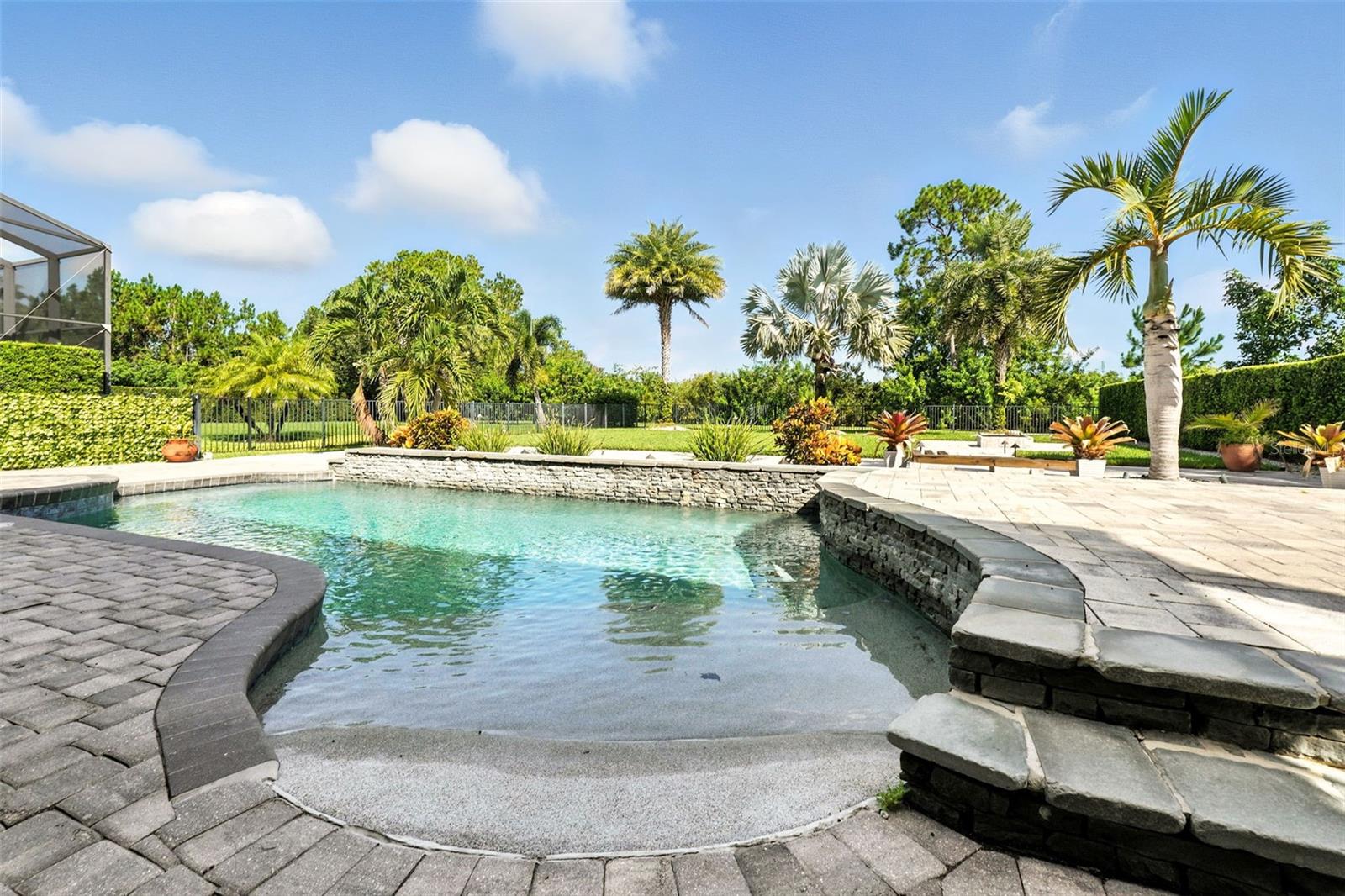 Windermere, Florida, 34786, United States, 5 Bedrooms Bedrooms, ,6 BathroomsBathrooms,Residential,Active,1894516