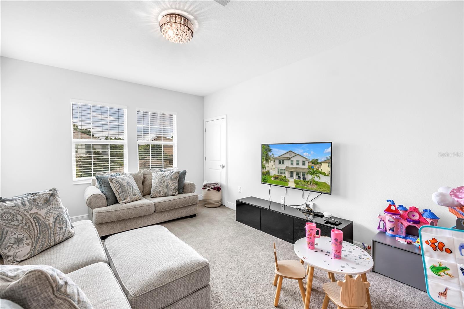 St Petersburg, Florida, 33710, United States, 4 Bedrooms Bedrooms, ,3 BathroomsBathrooms,Residential,Active,1936373