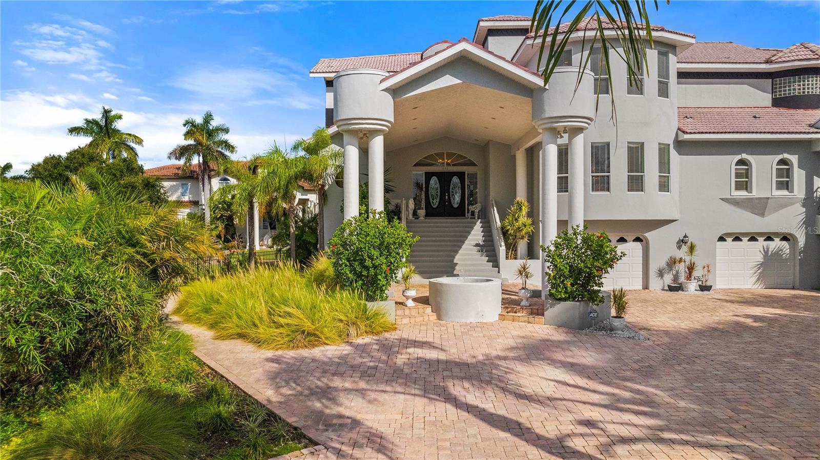 St Petersburg, Florida, 33715, United States, 5 Bedrooms Bedrooms, ,5 BathroomsBathrooms,Residential,Active,1942385