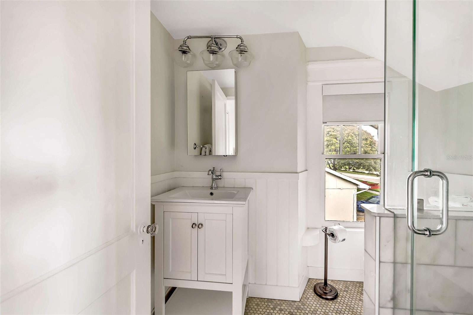 Tampa, Florida, 33606, United States, 4 Bedrooms Bedrooms, ,4 BathroomsBathrooms,Residential,Pending,1987252