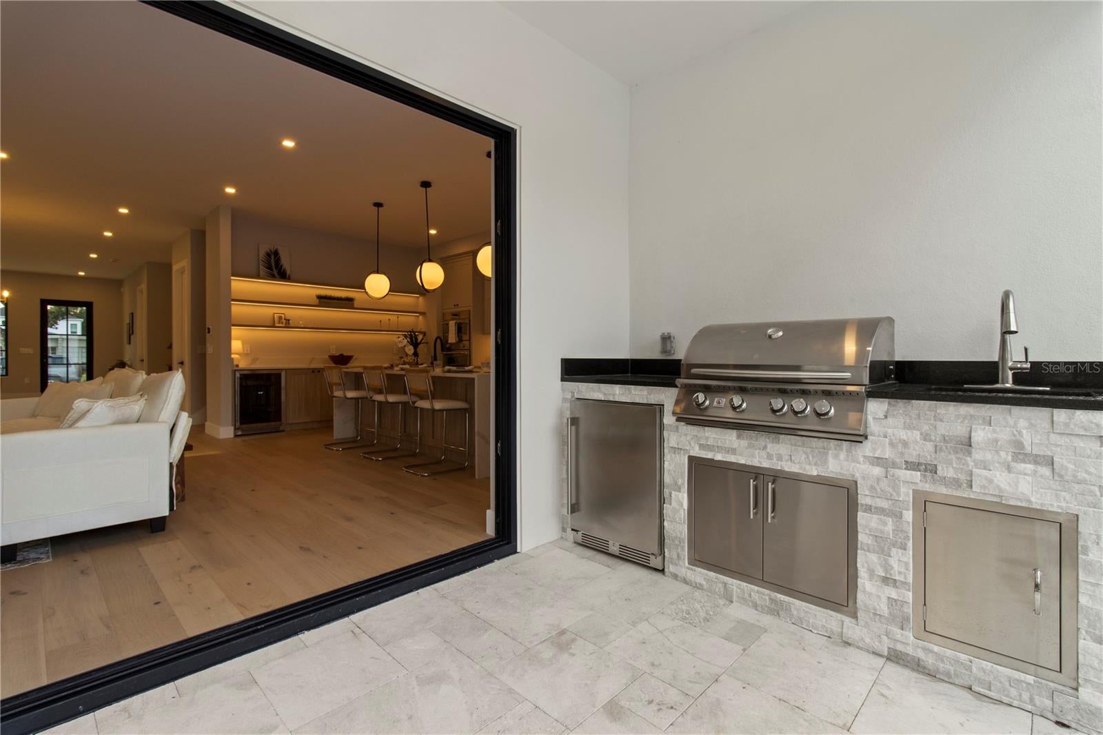 Orlando, Florida, 32804, United States, 5 Bedrooms Bedrooms, ,5 BathroomsBathrooms,Residential,Active,1905097