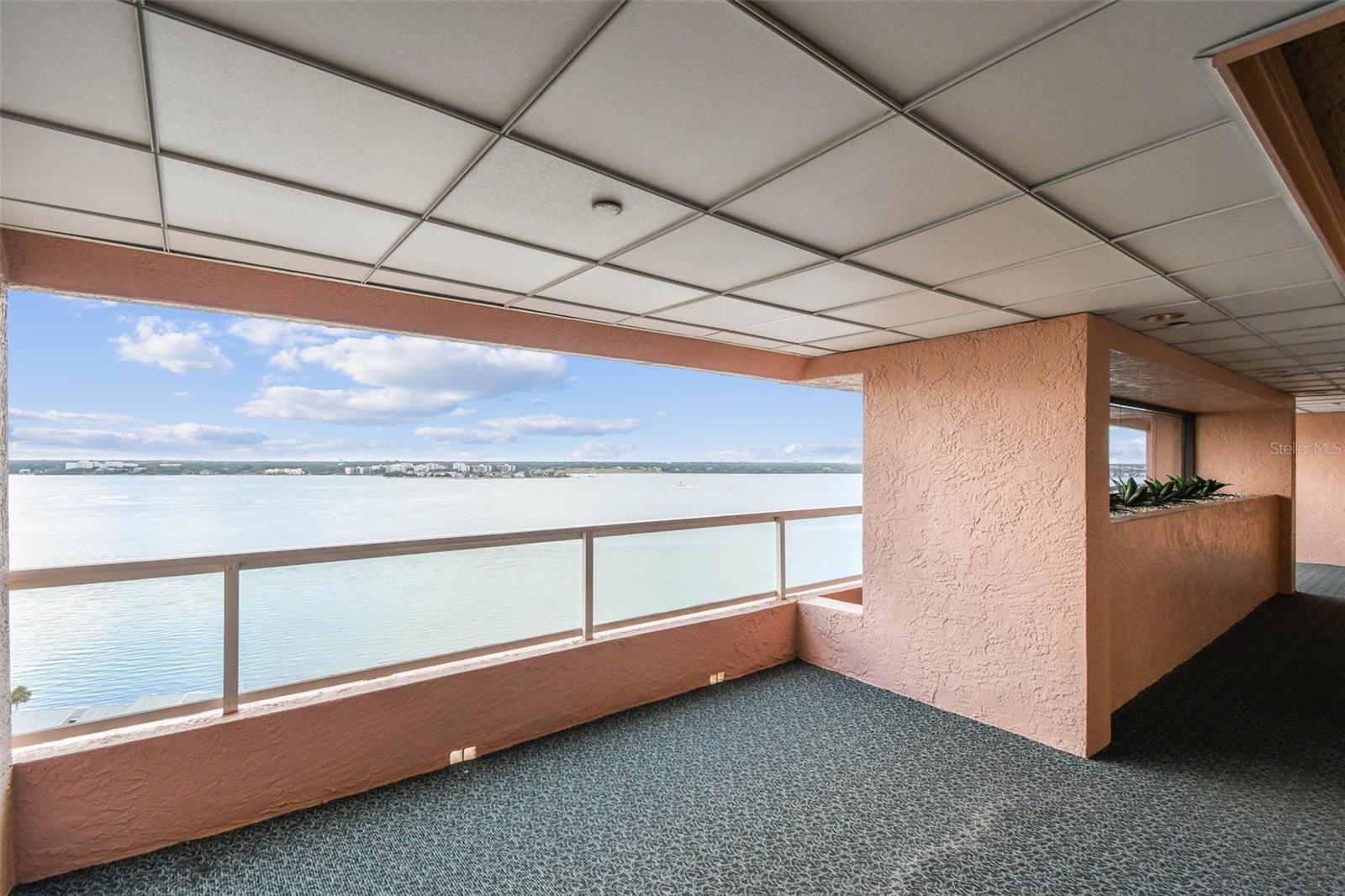 Clearwater Beach, Florida, 33767, United States, 2 Bedrooms Bedrooms, ,3 BathroomsBathrooms,Residential,Active,1919072