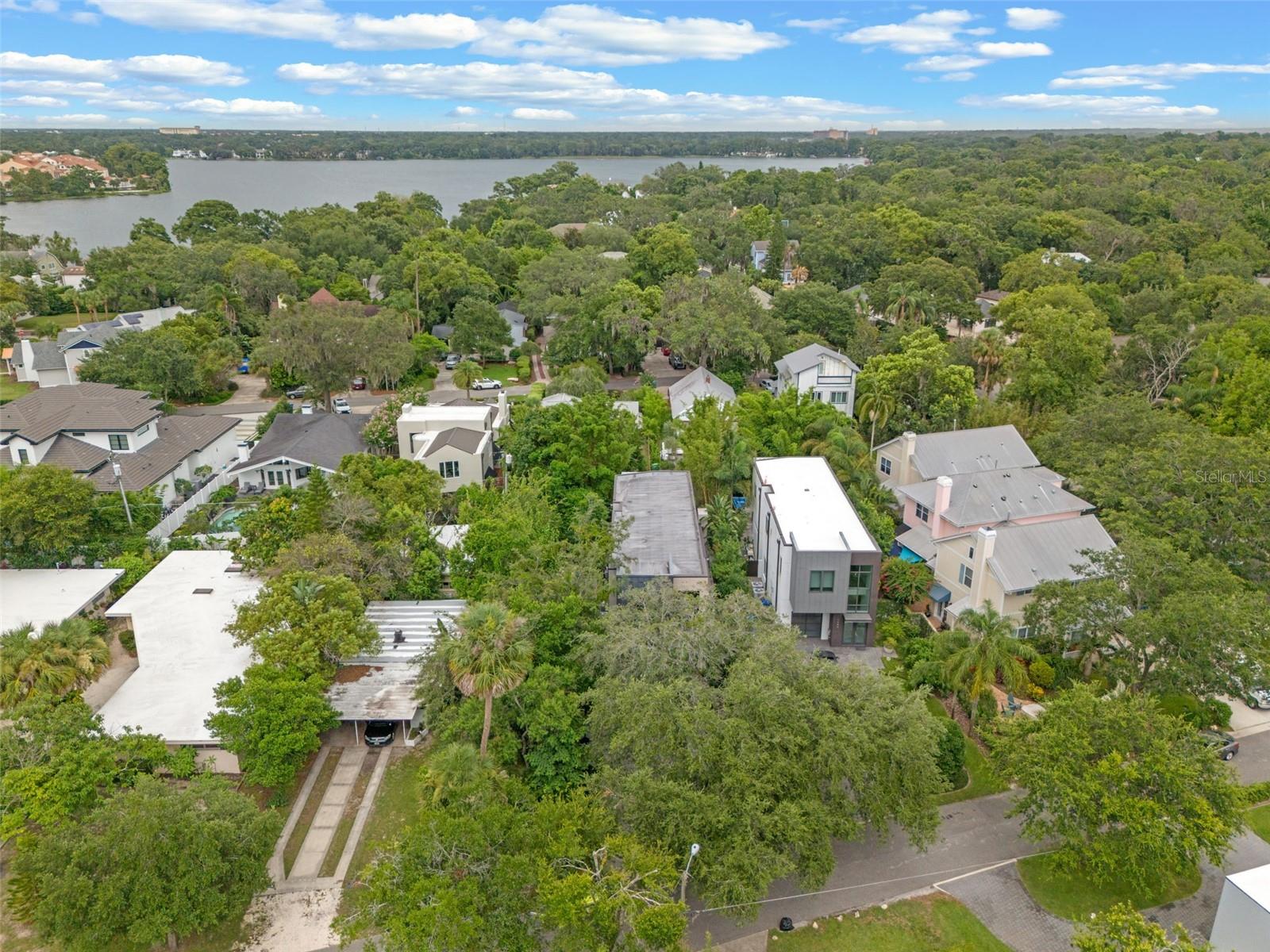 Winter Park, Florida, 32789, United States, 3 Bedrooms Bedrooms, ,4 BathroomsBathrooms,Residential,Active,1884859