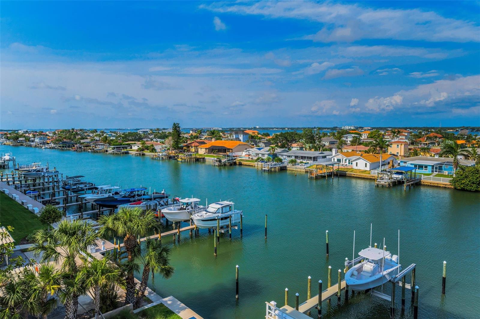 Clearwater Beach, Florida, 33767, United States, 3 Bedrooms Bedrooms, ,2 BathroomsBathrooms,Residential,Active,1998584