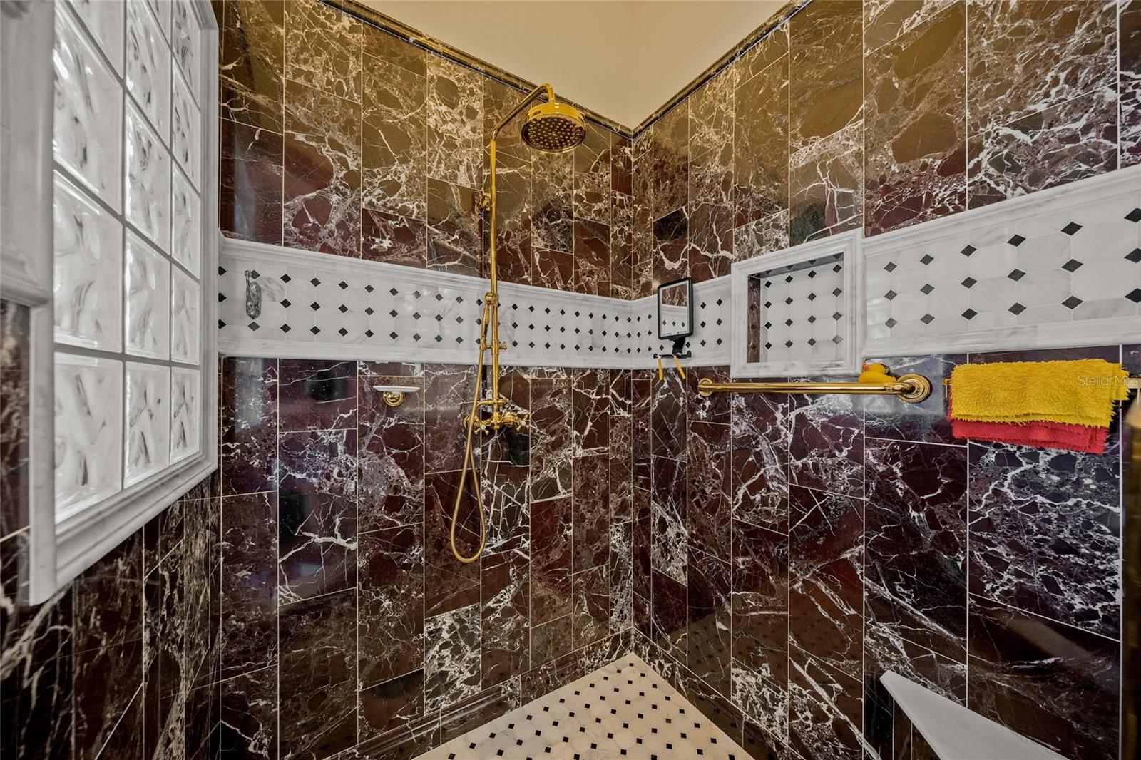 Sarasota, Florida, 34241, United States, 5 Bedrooms Bedrooms, ,4 BathroomsBathrooms,Residential,Active,1894526