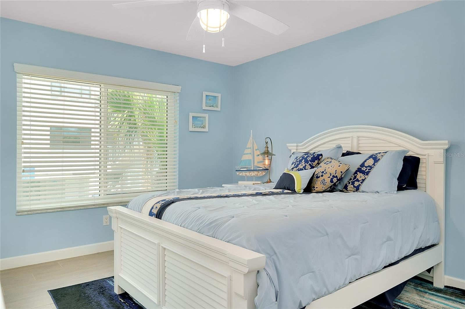 Sarasota, Florida, 34242, United States, 3 Bedrooms Bedrooms, ,2 BathroomsBathrooms,Residential,Active,1987232