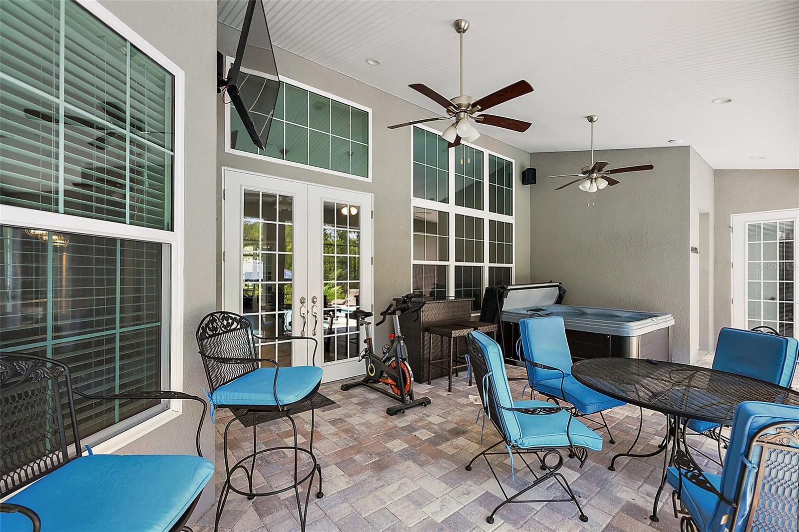 Lady Lake, Florida, 32159, United States, 5 Bedrooms Bedrooms, ,3 BathroomsBathrooms,Residential,Active,1985870