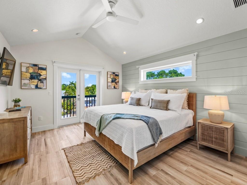 Sarasota, Florida, 34236, United States, 8 Bedrooms Bedrooms, ,10 BathroomsBathrooms,Residential,Active,2044131