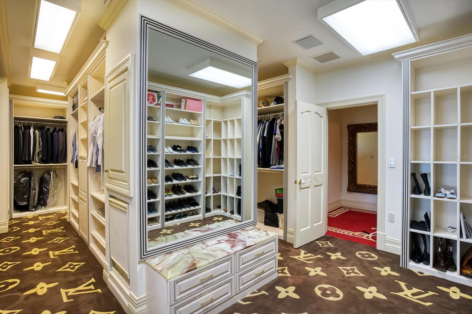 Clearwater, Florida, 33756, United States, 10 Bedrooms Bedrooms, ,11 BathroomsBathrooms,Residential,Active,1738489