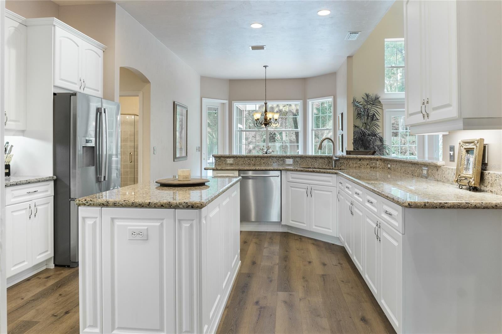 Gainesville, Florida, 32608, United States, ,5 BathroomsBathrooms,Residential,Active,1799404