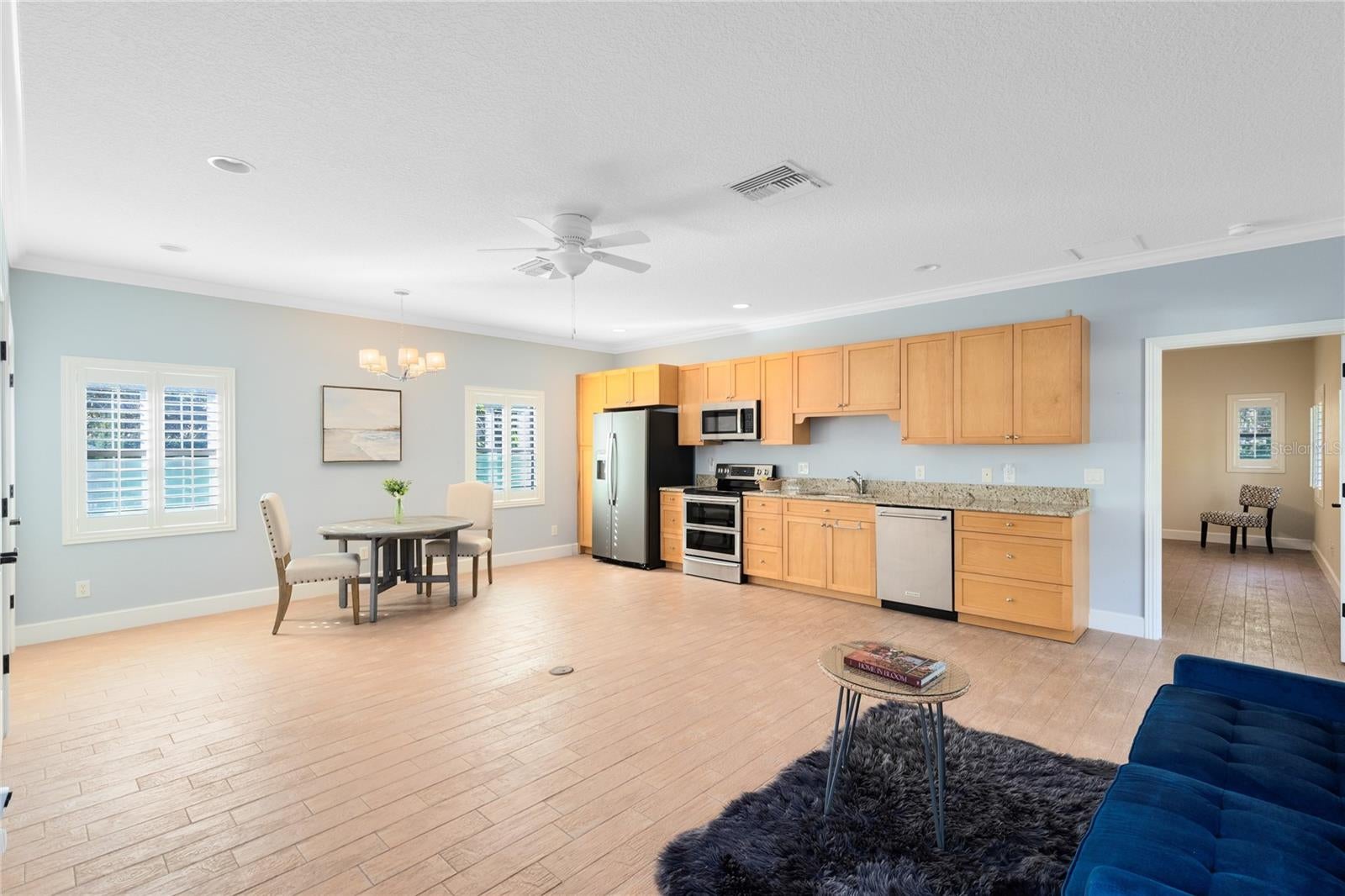 Winter Springs, Florida, 32708, United States, 7 Bedrooms Bedrooms, ,5 BathroomsBathrooms,Residential,Pending,2007299