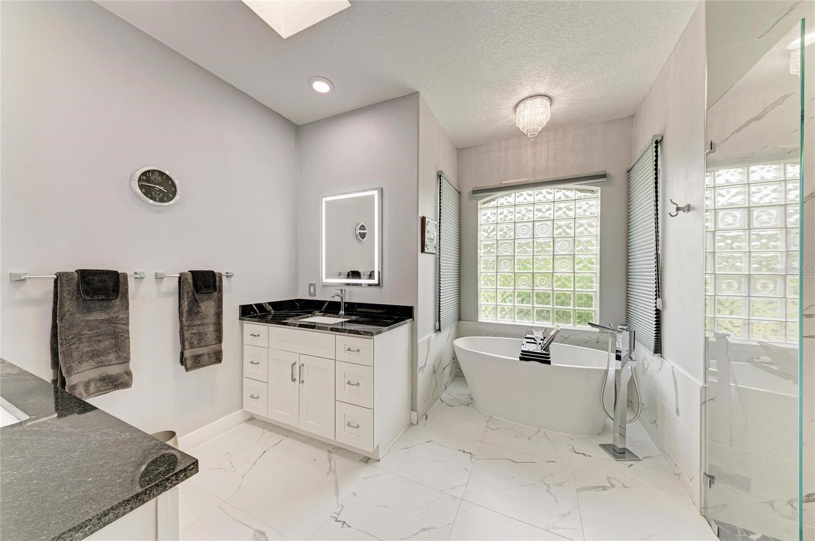Bradenton, Florida, 34211, United States, 4 Bedrooms Bedrooms, ,3 BathroomsBathrooms,Residential,Active,1908158