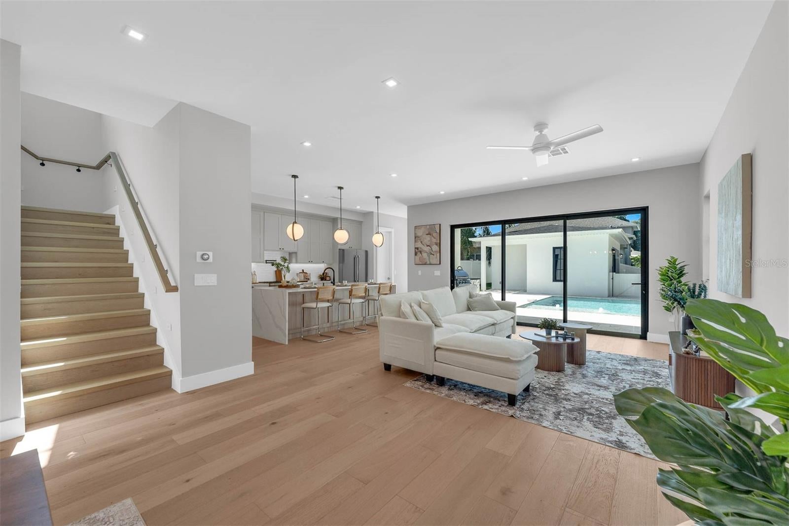 Orlando, Florida, 32804, United States, 5 Bedrooms Bedrooms, ,5 BathroomsBathrooms,Residential,Active,1905097