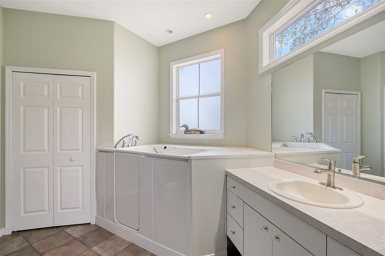 Bradenton, Florida, 34211, United States, 4 Bedrooms Bedrooms, ,3 BathroomsBathrooms,Residential,Active,1730719