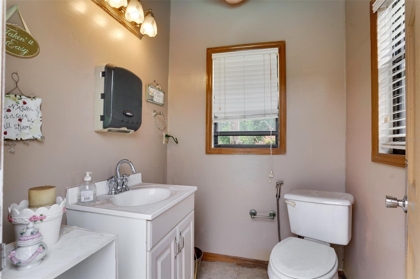 Plant City, Florida, 33565, United States, 13 Bedrooms Bedrooms, ,11 BathroomsBathrooms,Residential,Active,1953280