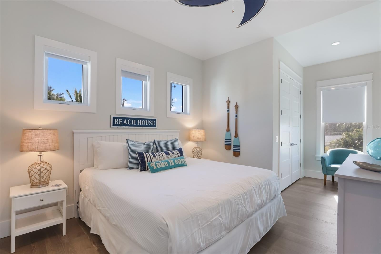 Anna Maria, Florida, 34216, United States, 4 Bedrooms Bedrooms, ,5 BathroomsBathrooms,Residential,Active,2009371