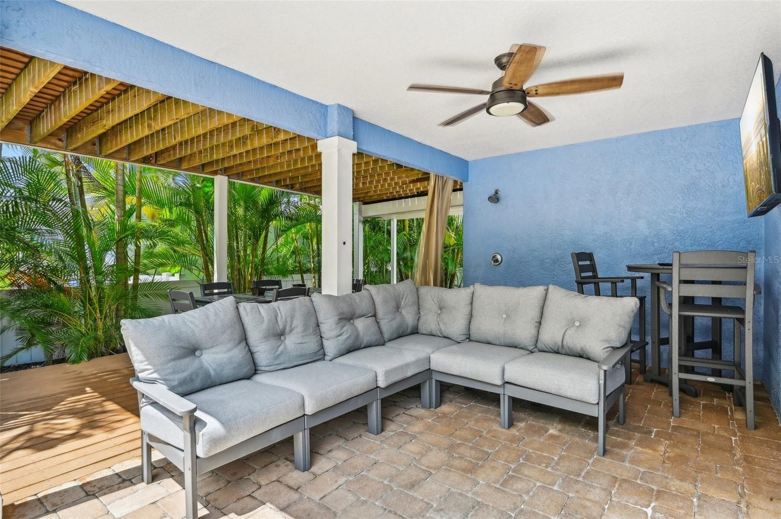 Holmes Beach, Florida, 34217, United States, 4 Bedrooms Bedrooms, ,3 BathroomsBathrooms,Residential,Active,1876877