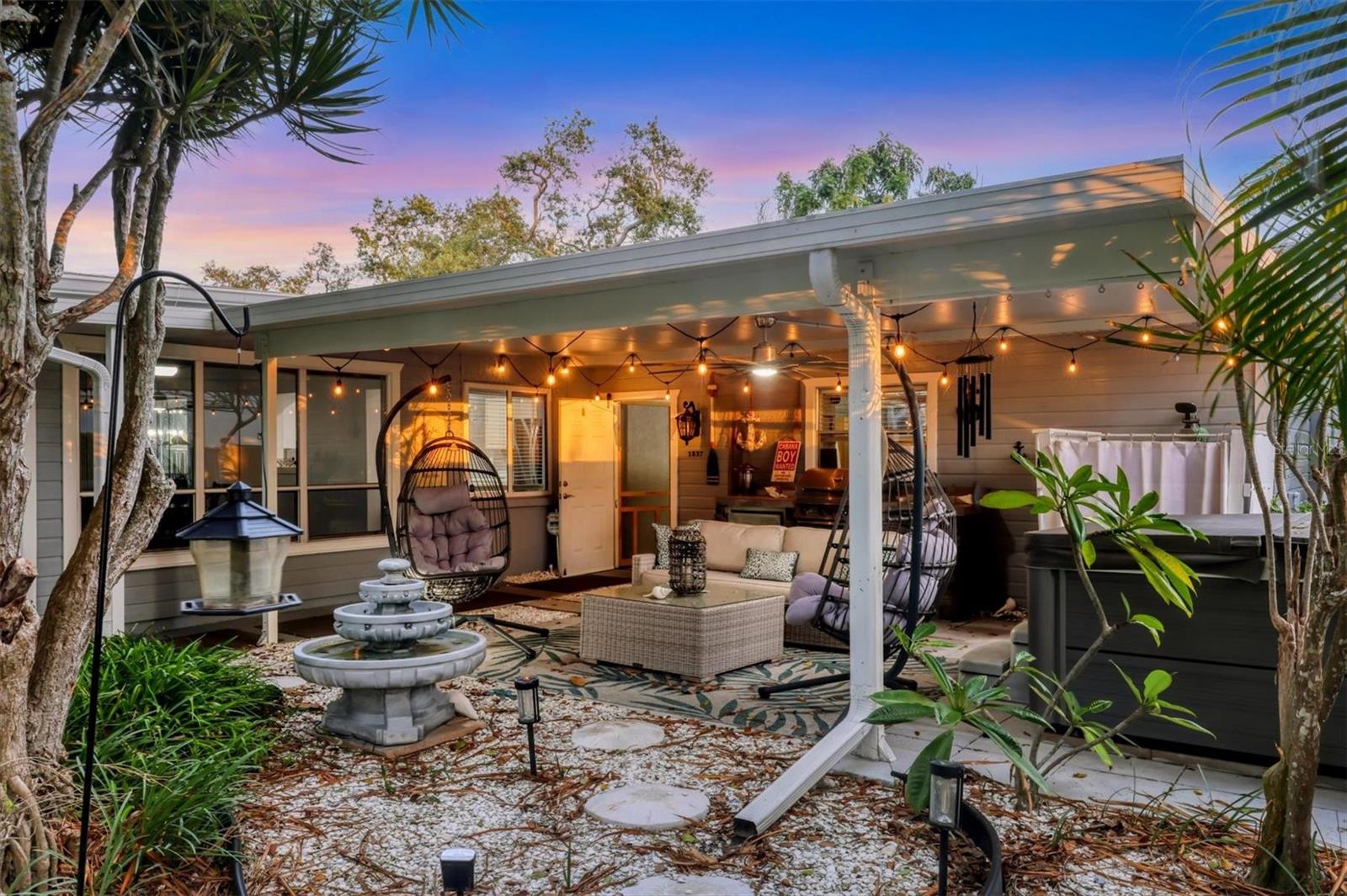 Sarasota, Florida, 34231, United States, 3 Bedrooms Bedrooms, ,2 BathroomsBathrooms,Residential,Active,2010584