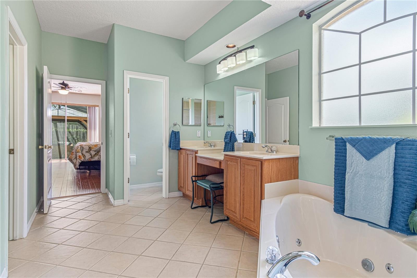 New Smyrna Beach, Florida, 32168, United States, 4 Bedrooms Bedrooms, ,4 BathroomsBathrooms,Residential,Active,2052065