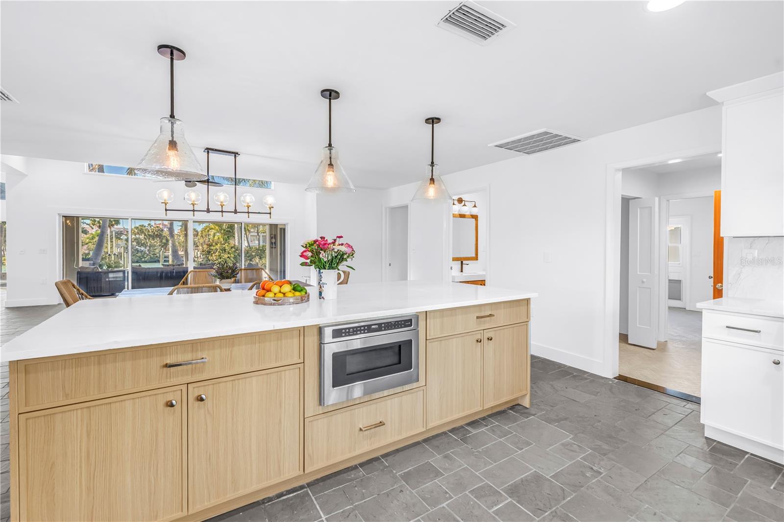 St Pete Beach, Florida, 33706, United States, 3 Bedrooms Bedrooms, ,3 BathroomsBathrooms,Residential,Active,2015468