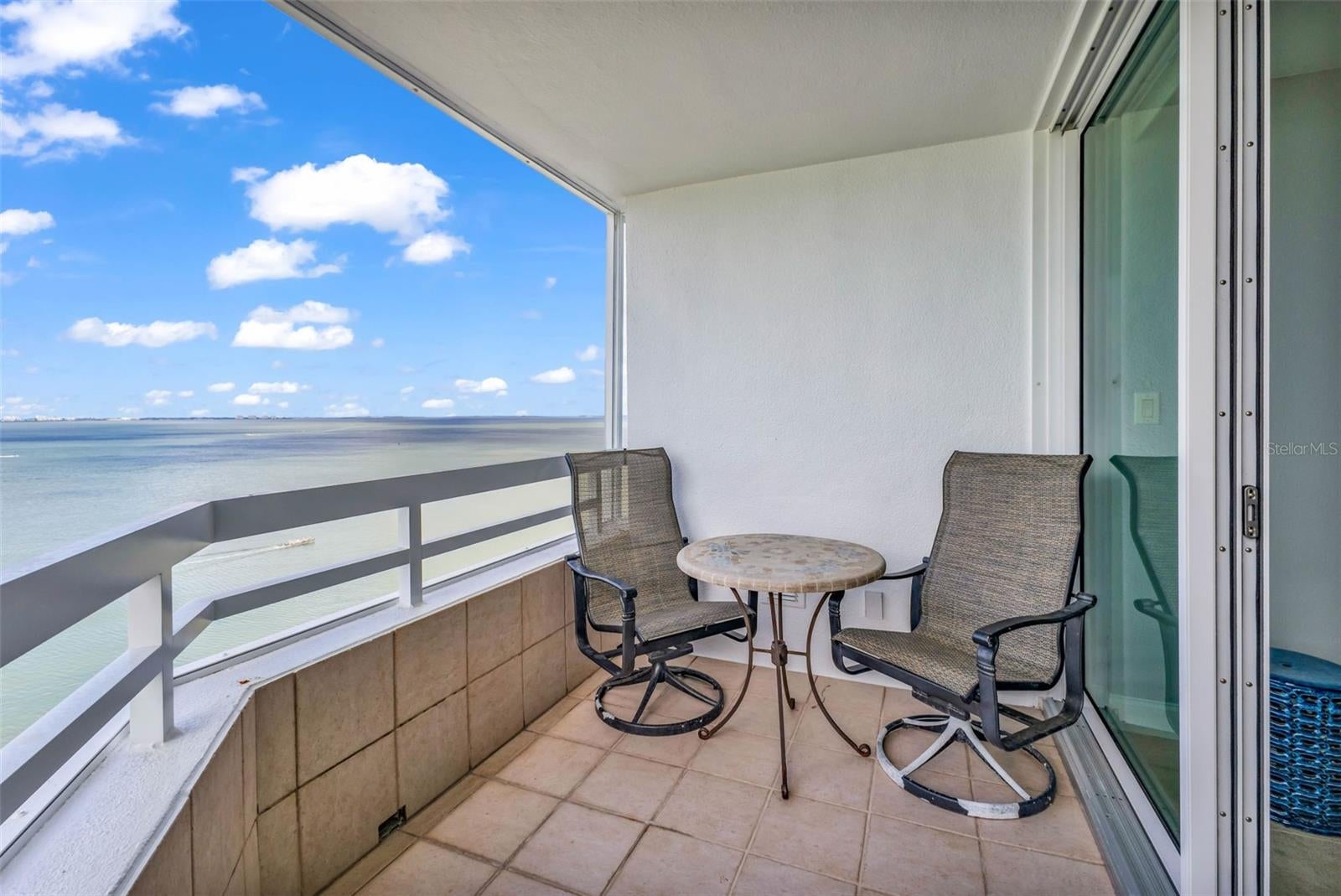 Sarasota, Florida, 34236, United States, 2 Bedrooms Bedrooms, ,2 BathroomsBathrooms,Residential,Active,1963403