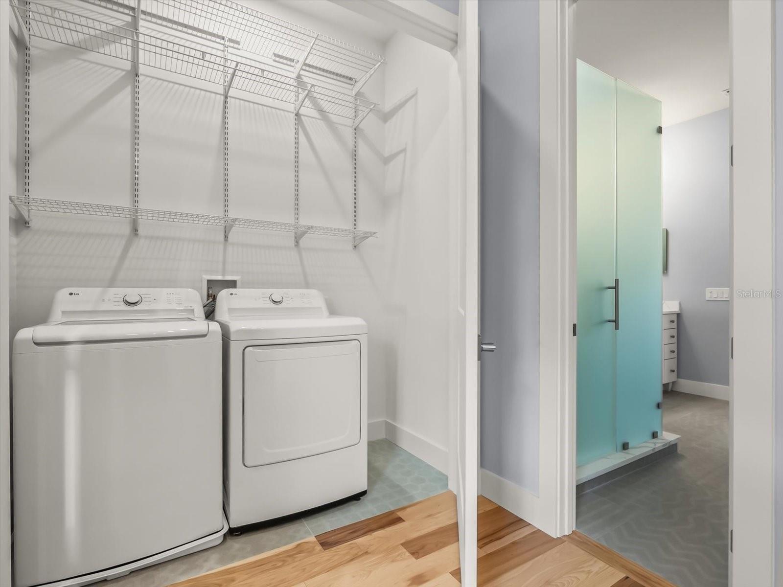 Orlando, Florida, 32801, United States, 4 Bedrooms Bedrooms, ,3 BathroomsBathrooms,Residential,Active,1972164