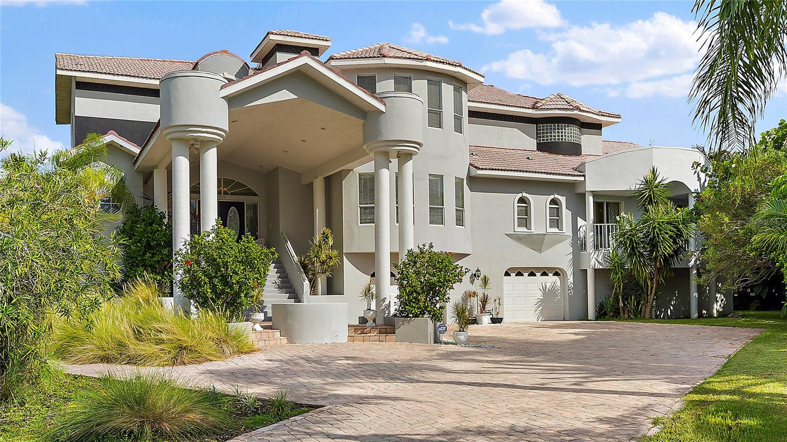 St Petersburg, Florida, 33715, United States, 5 Bedrooms Bedrooms, ,5 BathroomsBathrooms,Residential,Active,1942385